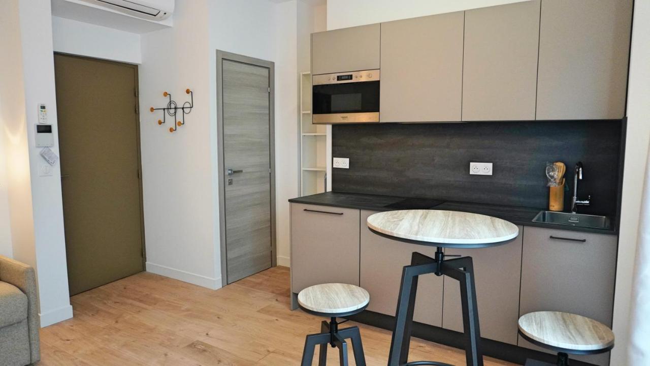 Centre Cannes, 203, 2 Personnes By Palmazur *